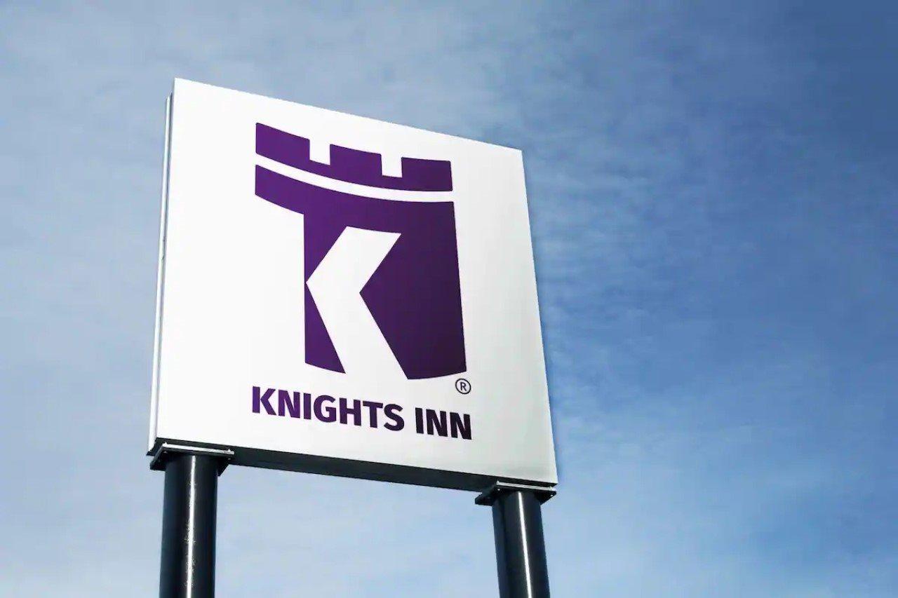 Knights Inn Six Flags Lodge West Bagian luar foto