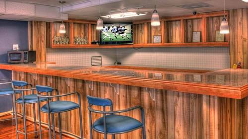 Knights Inn Six Flags Lodge West Bagian luar foto